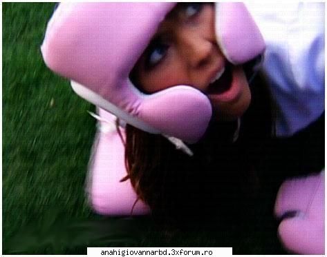 :) anahi facand box