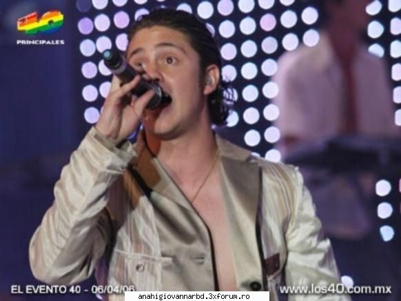 :) in concerte