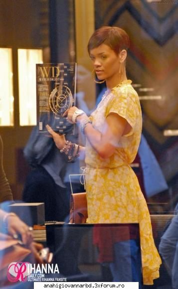 :) rihanna